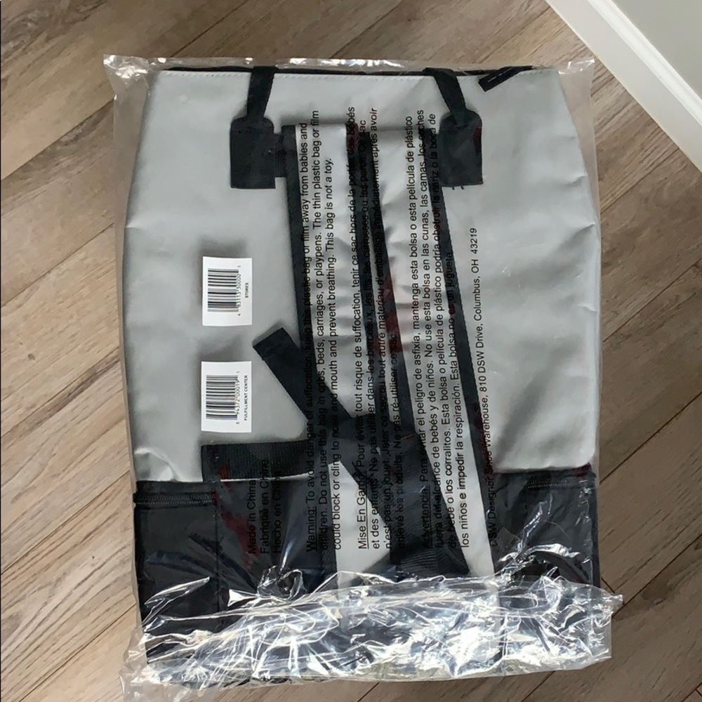 Backpack - Picture 3 of 3